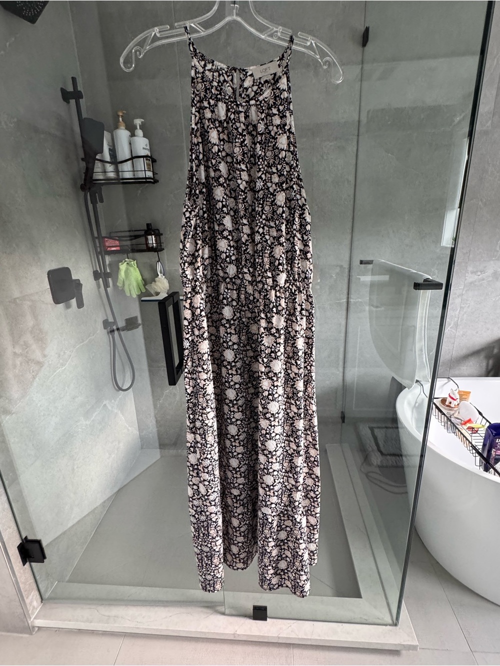 Sleeveless dress